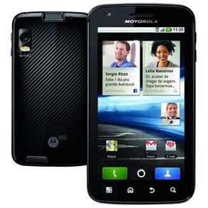 Celular Desbloqueado Claro Motorola Atrix Preto Android 2.3 com Câmera 5.MP, 3G, Wi-Fi, GPS,  Dual-Core, Bluetooth, Motoblur e Fone de Ouvido