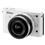Câmera Digital Nikon1 J1 Branca c/ 10.1MP, Visor LCD 3.0”, Vídeo em Full HD (1080p), Detector de Face e PictBridge 