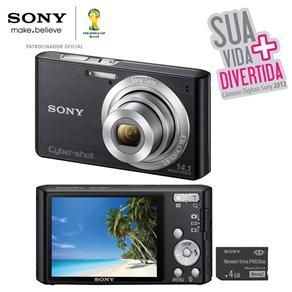 Câmera Sony DSC-W610 Preta c/ 14.1MP, LCD 2.7”, Zoom Óptico 4x, Estabilizador de Imagem, Detector de Face e Sorriso e Panorâmica 360º + Cartão MS 4GB