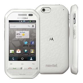 Nextel Motorola Smartphone i867W Branco c/ Sistema Android 2.1, MP3 Player, Câmera 3MP, Display 3.1”, Touch QWERTY, Wi-Fi, GPS, Bluetooth e Google 