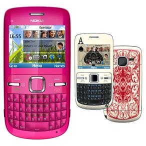 Cel Desbloq Claro Nokia C3 Rosa c/ Câmera 2MP, QWERTY, Wi-Fi, MP3, Bluetooth, Fone de Ouvido e Cartão 2GB c/ Adesivo Ace of Spades