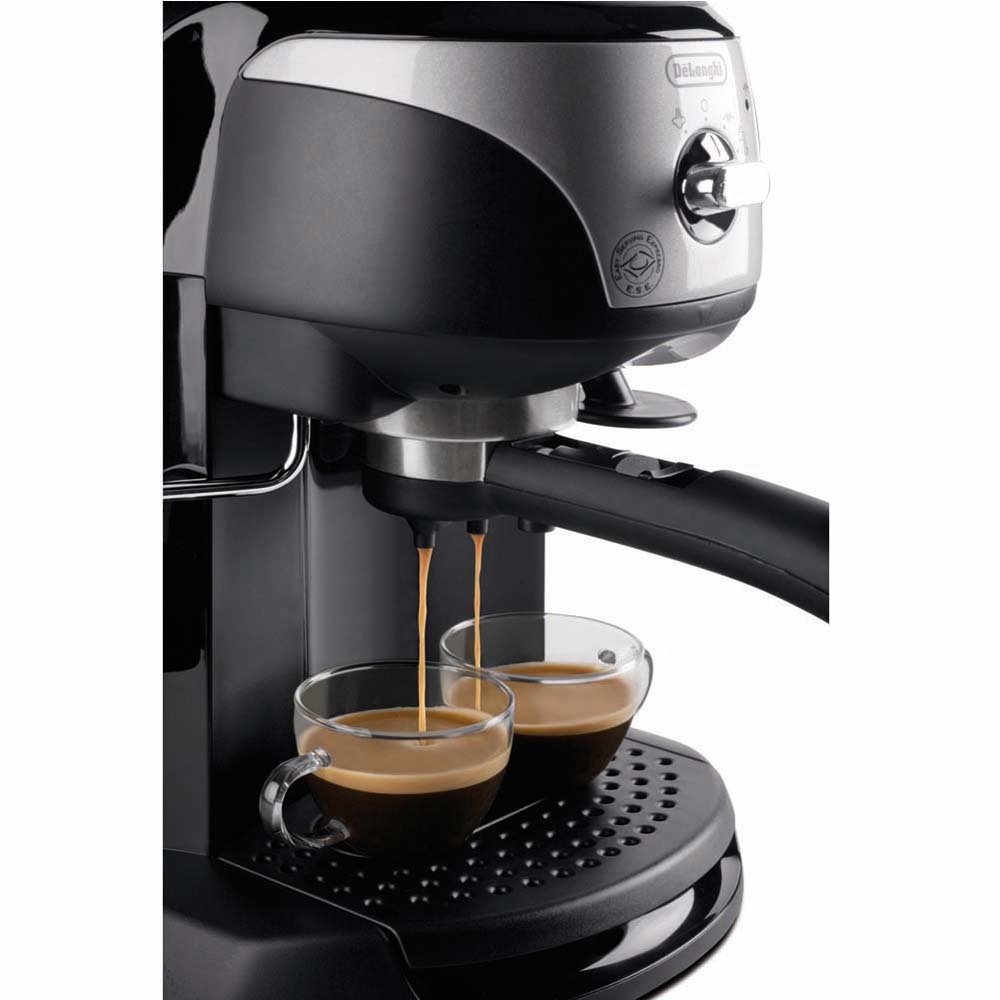 Cafeteira Expresso DeLonghi EC220CD Preto 15 Bar Cafeteiras