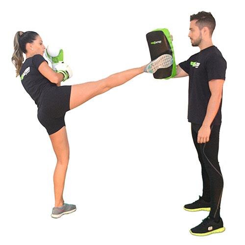 Aparador de Chute ProAction F045 u2013 Verde Preto Boxe no CasasBahia com br Armario Lavanderia Ikea ~ Aparador de Chute ProAction F045 u2013 Verde Preto Boxe no CasasBahia com br
