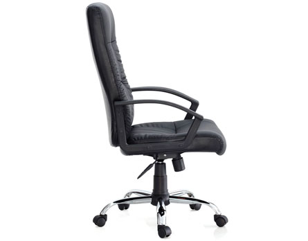 Produzida com materiais resistentes - Durabilidade e conforto Produzida com materiais resistentes - Durabilidade e conforto