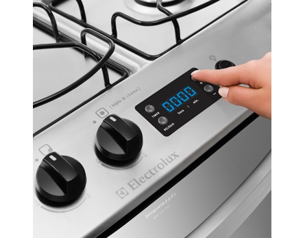 fogão Electrolux 5 bocas Celebrate Digital 76SRX comandos