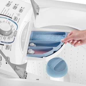 Lavadora Electrolux LUC10 Multidispenser
