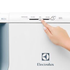 Painel do refrigerador Electrolux Degelo Prático RE31 refrigerador Electrolux Degelo Prático RE31 painel