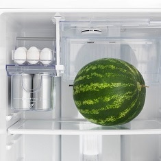 refrigerador Electrolux DW52X Inox prateleira
