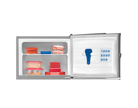 Geladeira duplex: mais espaço para guardar seus alimentos - O produto oferece degelo semiautomático no freezer