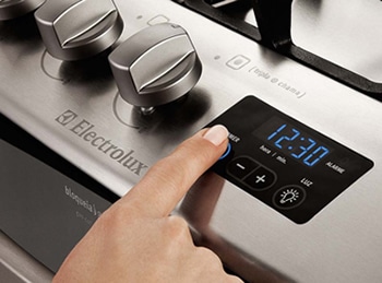Fogão Electrolux 5 Bocas Celebrate 76DFX com timer