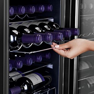 Adega de Vinhos Electrolux ACD29 espaço interno