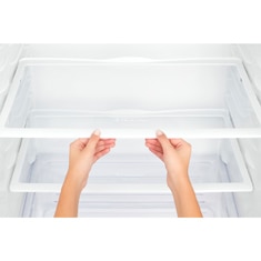 refrigerador Electrolux Cycle Defrost DC51 prateleiras