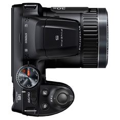 câmera FujiFilm FinePix S4800 de frente