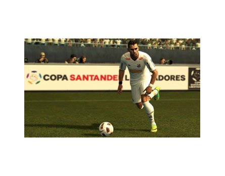 Defesa e ataque aprimorado - Pro Evolution Soccer 2012 proporciona disputas ainda mais reais 