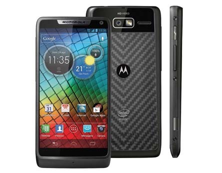 O celular desbloqueado Tim Motorola RAZR i Preto