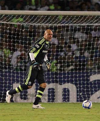 Goleiro Marcos foto livro Amém Marcos