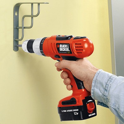 Furadeira de Impacto 3/8' Black&Decker HP120K uso