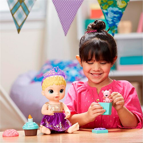 Boneca Baby Alive Hasbro Festa Surpresa crianças garotada
