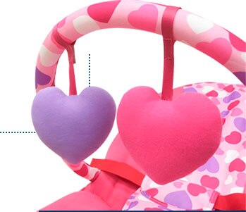 detalhe da Cadeira de Descanso Baby Style Lit Corações Vibratória Musical